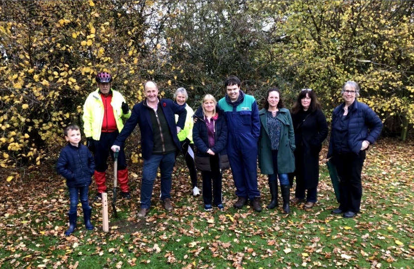 Planting a tree to recognise Her Majesty’s service to the Commonwealth ...